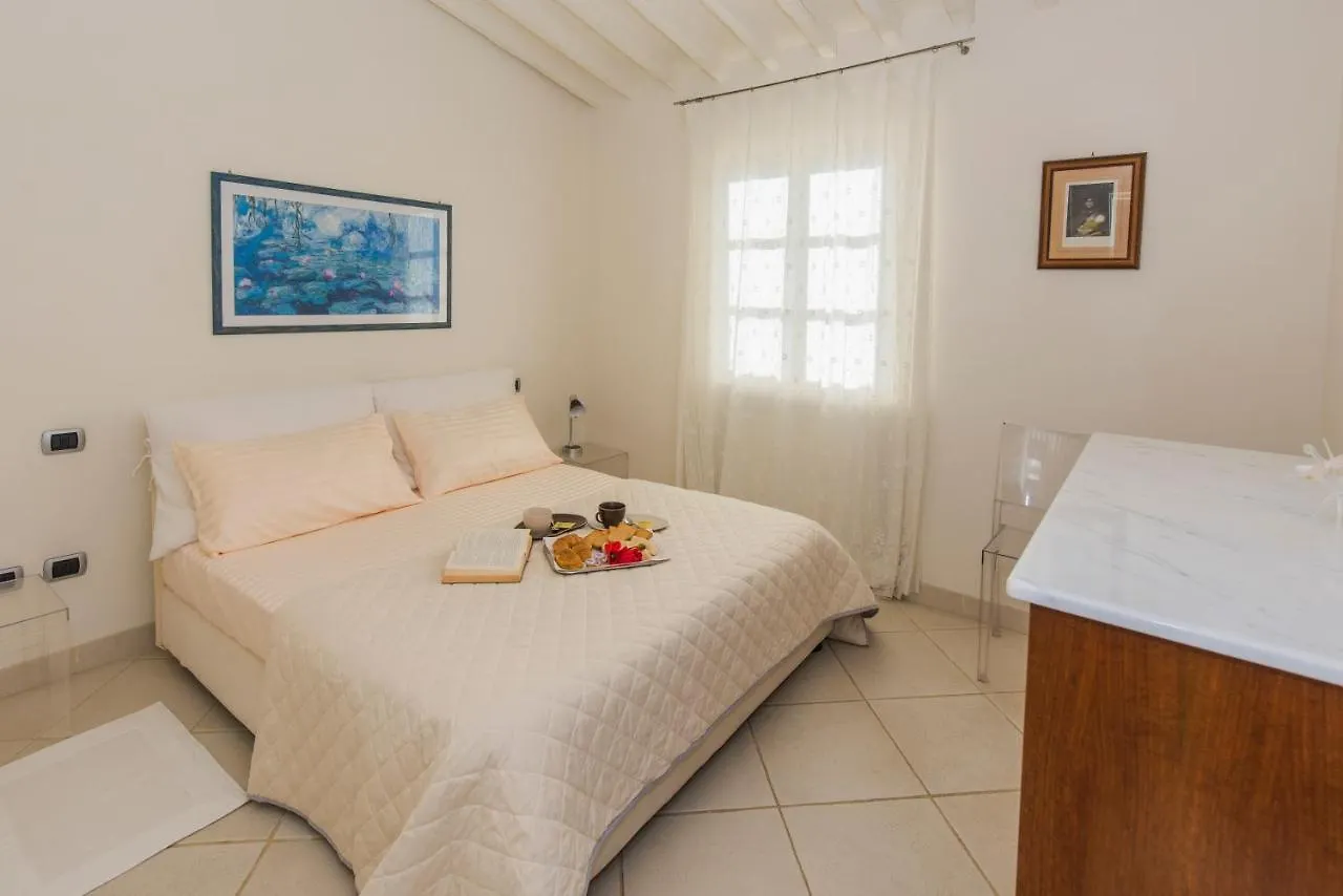 Exclusive Beautiful Pool House Surrounded By Greenery, Modern, Luxury Finishes Camaiore 0*,